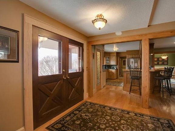 4th image of 1308 Oakwood Ln