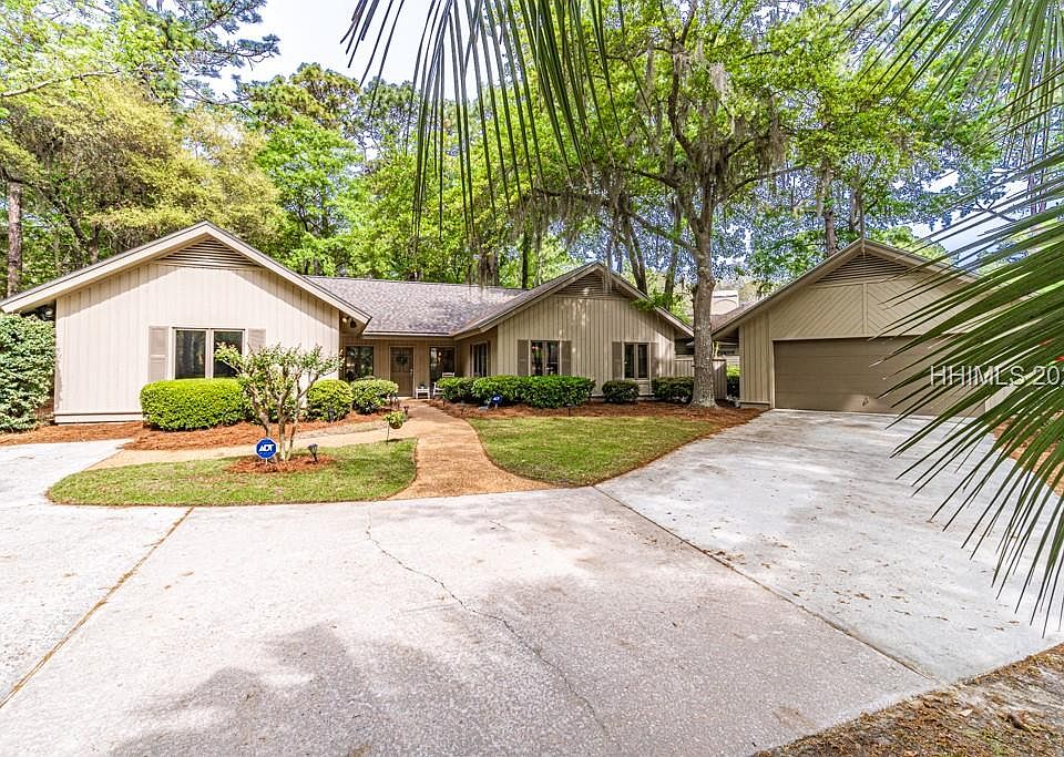 1st image of 12 Sentry Oak Ln