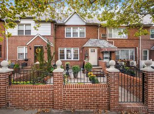 5029 40th St, Sunnyside, NY 11104