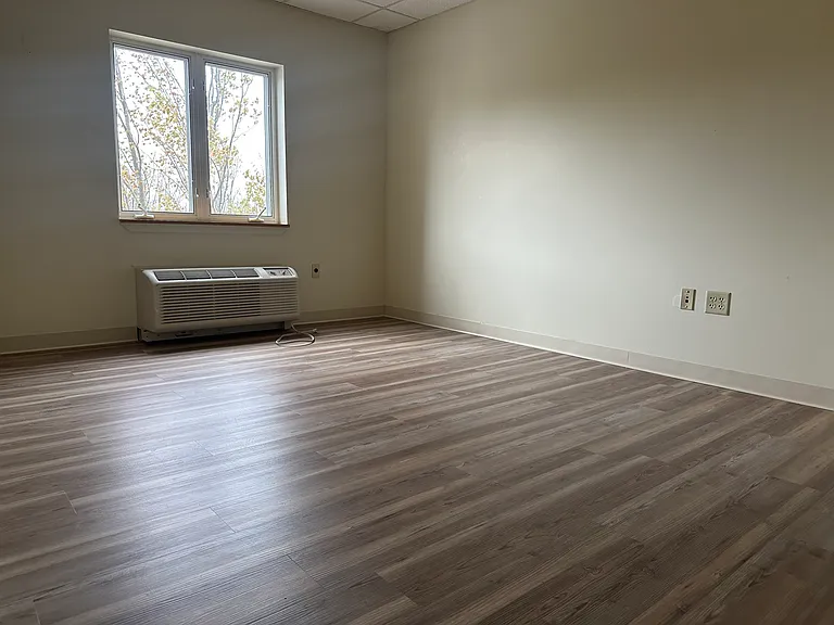 22 Faith Dr — Photo 11