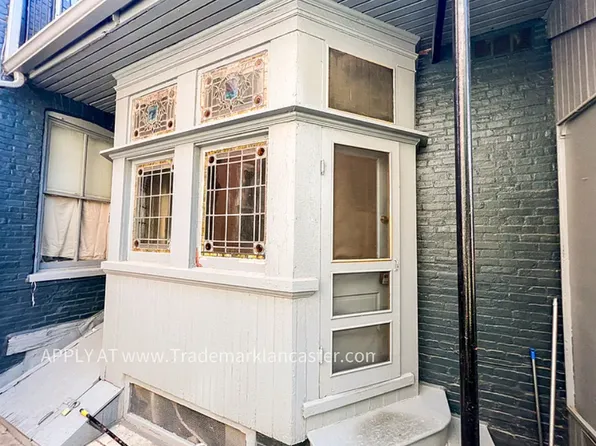 132 College Ave Floor 1, Lancaster, PA 17603