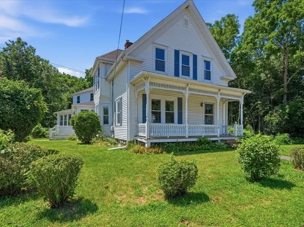 74 Wareham St, Middleboro, MA 02346
