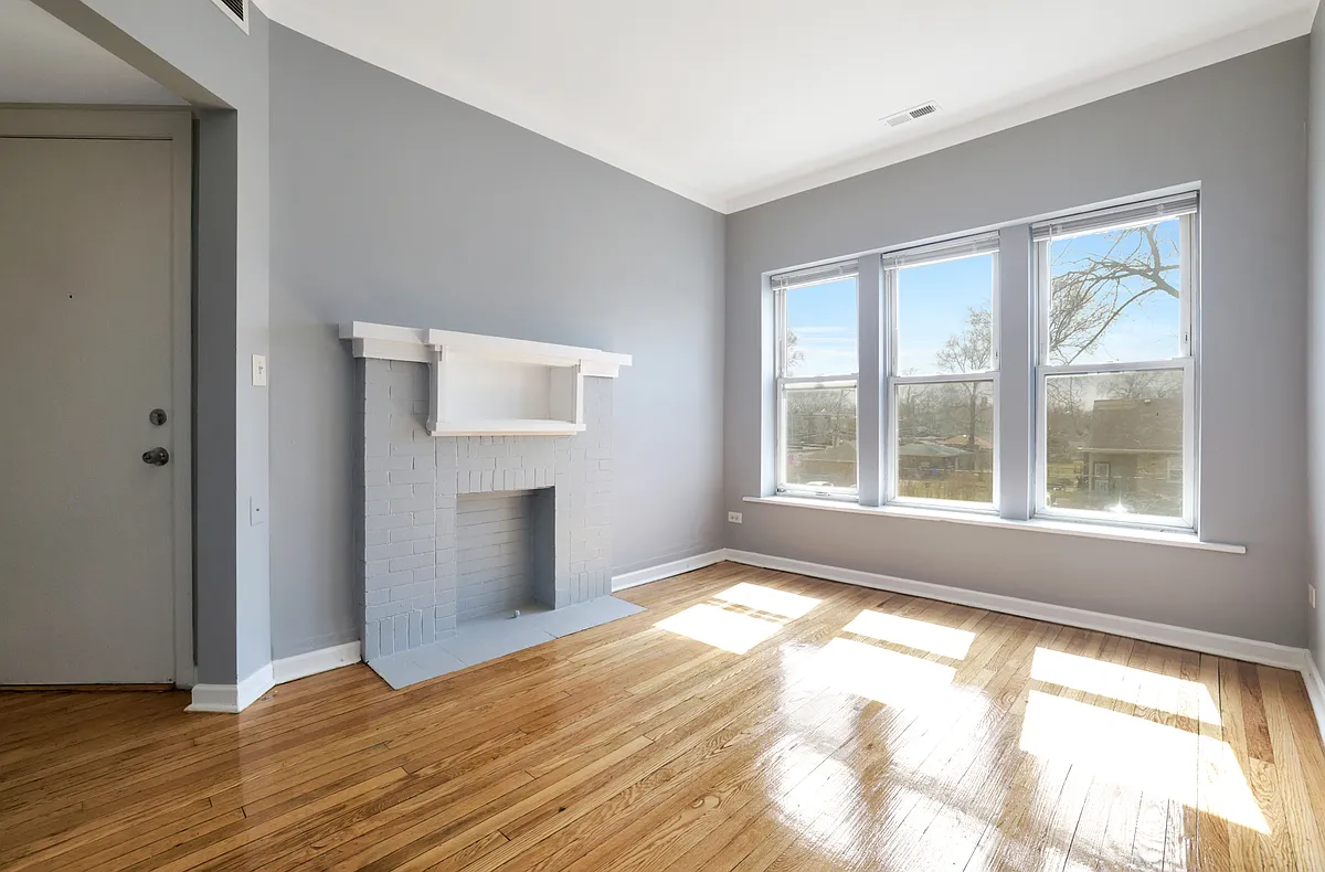 Building Photo - 7255 S Calumet Ave