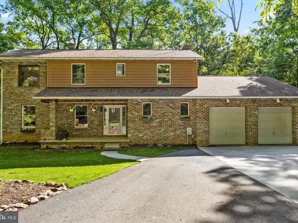 10 Brook Valley Ct, Freeland, MD 21053