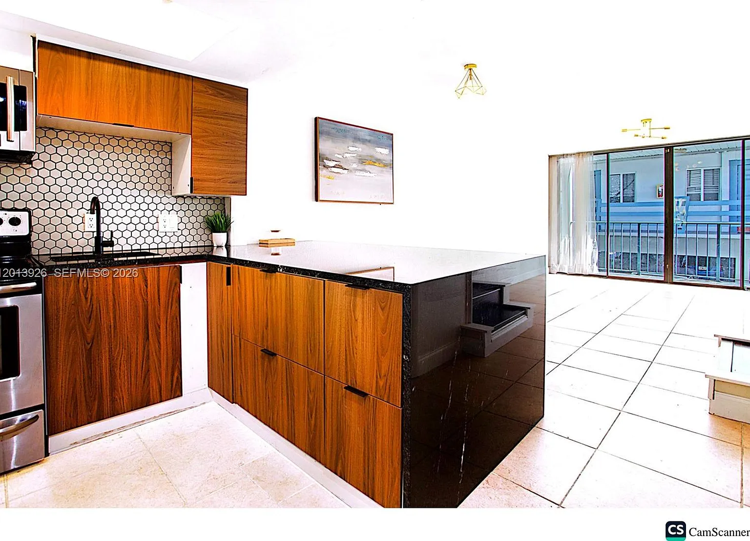 2 bed, 2.5 bath, 1008 sqft, $2,600 — Photo 3