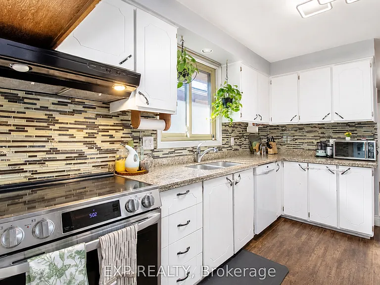 103 McAnulty Blvd — Photo 4