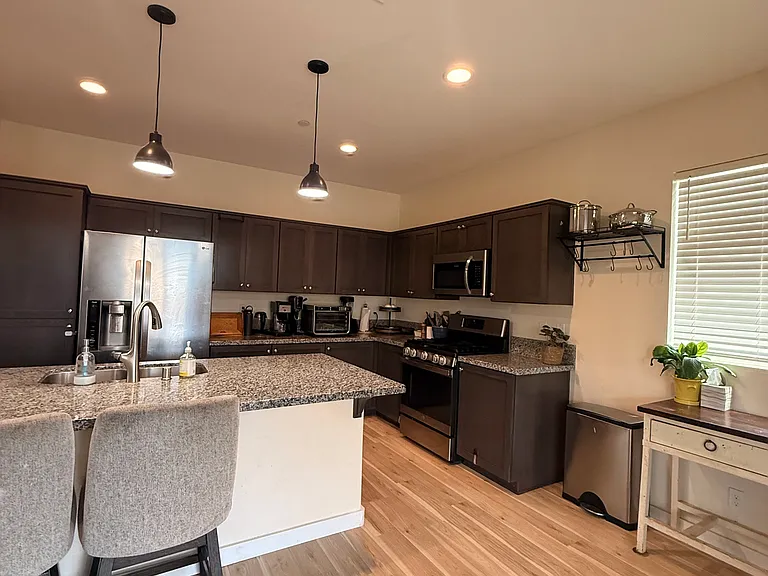 2825 La Calle Sabio Ave — Photo 4