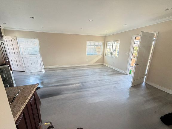 4th image of 14275 W 105th St
