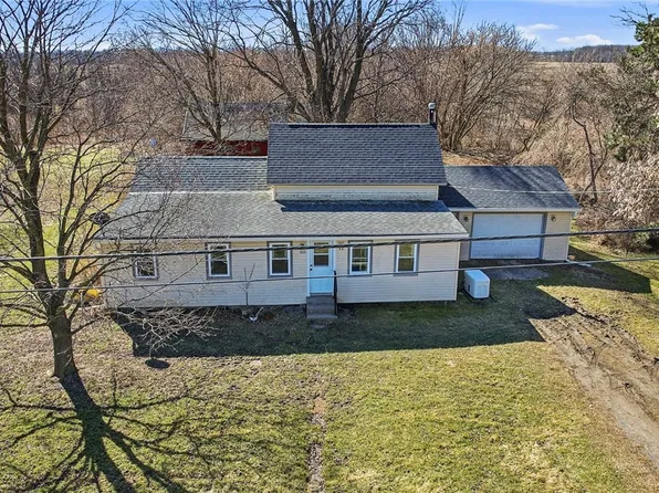 2572 Cowan Rd, Piffard, NY 14533