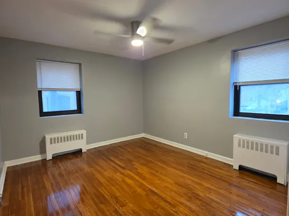 165 Vroom Street image 11 of 22