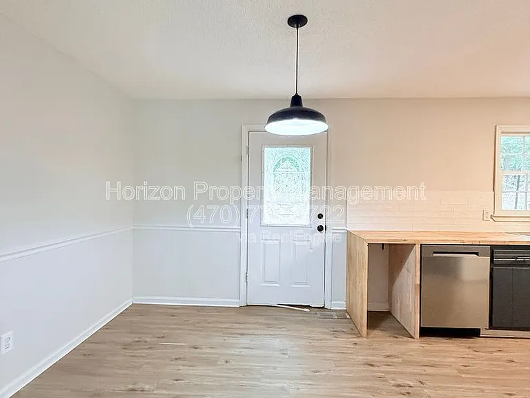 4433 Sardis Dr — Photo 6