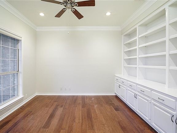 4th image of 9102 Marybank Dr