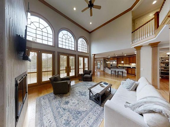 4th image of 9297 Liberty Hill Ct