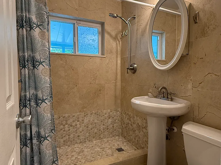 1413 SW 23rd Ave #2 — Photo 33