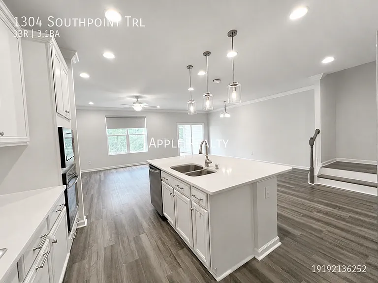 1304 Southpoint Trl — Photo 79