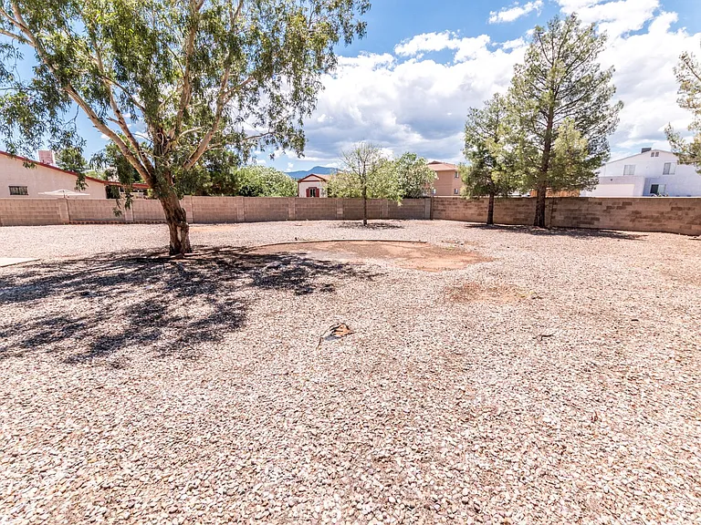 4873 Loma Loop — Photo 37