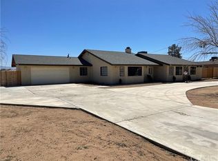 19973 Rimrock Rd, Apple Valley, CA 92307