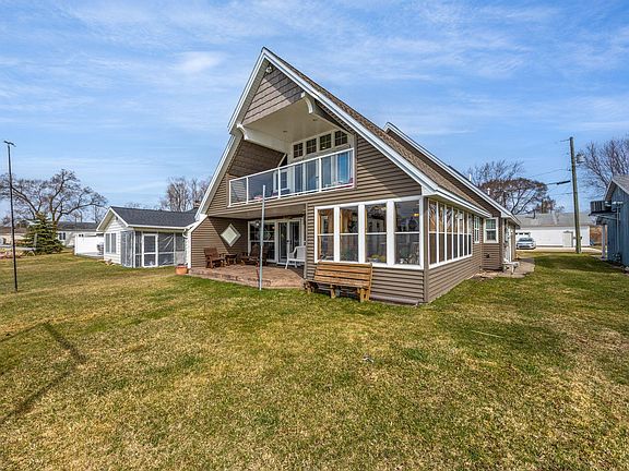 5th image of 11135 Hahn Beach Dr