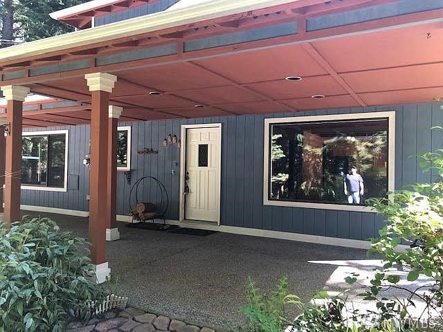 1st image of 2121 177th Ave NE
