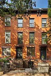 291 Warren Street in Cobble Hill
