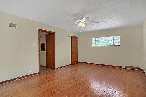 5th image of 4957-4959 Miami St