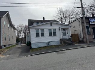 14 Taylor St, Chicopee, MA 01020