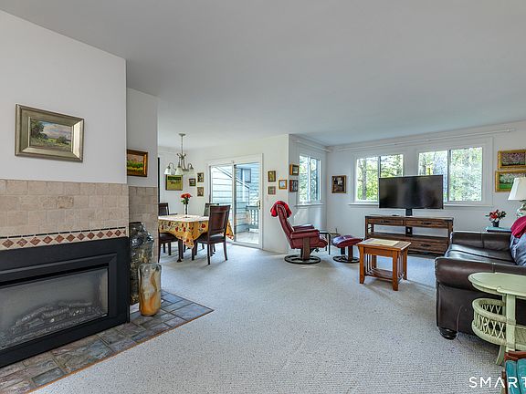 5th image of 96 Woodside Circle #96