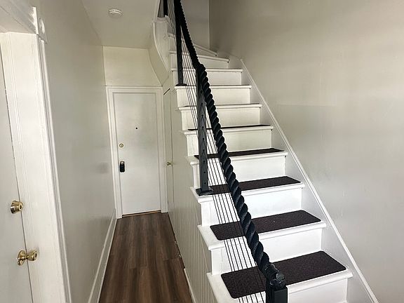 Entry Way - Door Located Upstairs