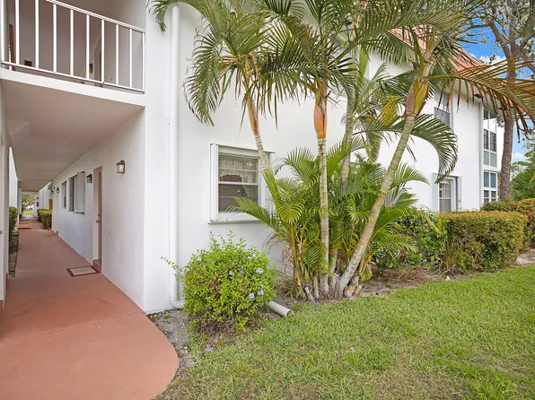 2600 SE Ocean Boulevard #O - 1, Stuart, FL 34996