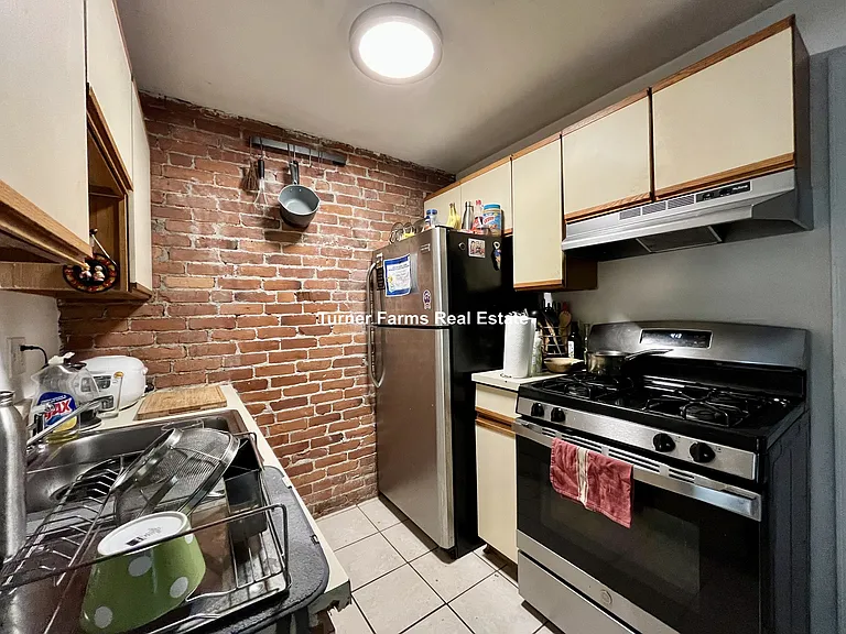 66 Murdock St #1F — Photo 8