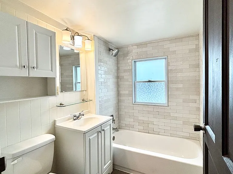 307 Mulberry Ln — Photo 11