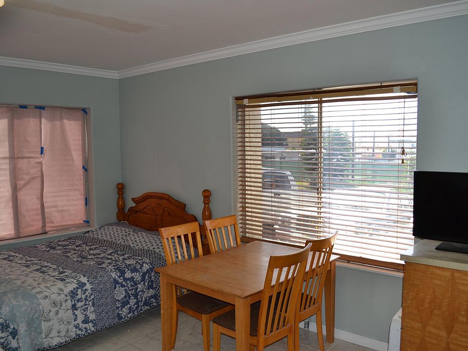 2nd image of 1016 S Tremont St
