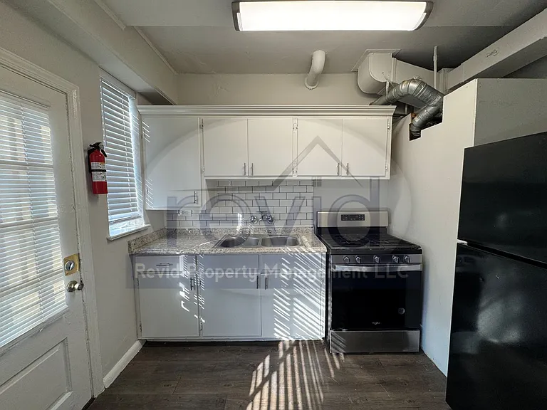 Goodbar Townhomes — Photo 24
