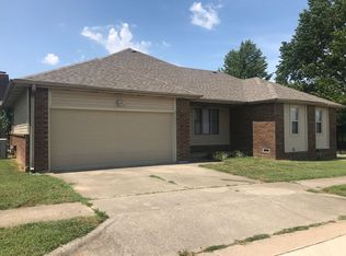 2641 S Glenview Ave, Springfield, MO 65804
