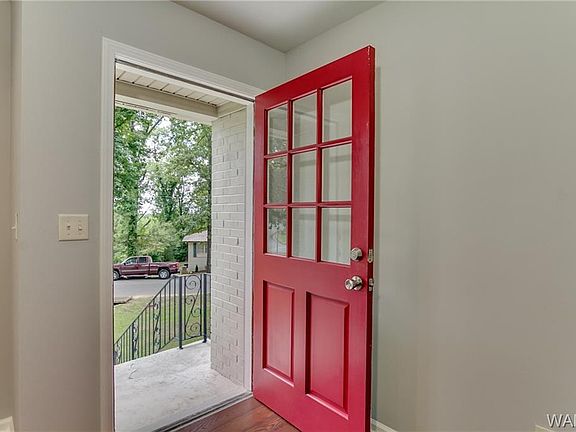 3rd image of 3704 Biscayne Hills Dr
