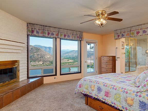 2nd image of 10337 Vista Del Capitan