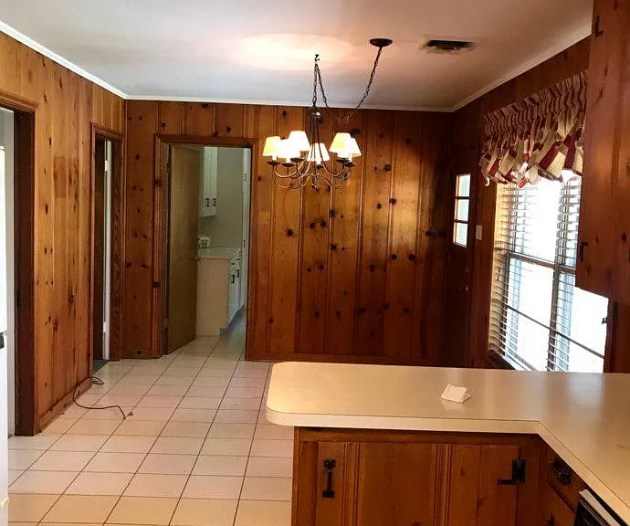 902 Spring Ave — Photo 5
