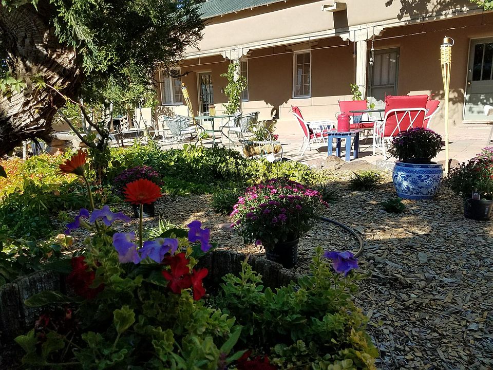 Manzana Patio/Garden Area