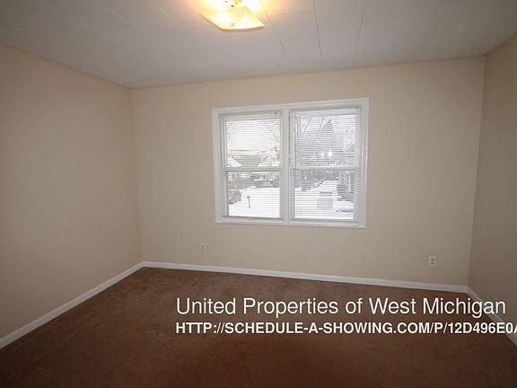 5th image of 1314 Portland Ave NE #02