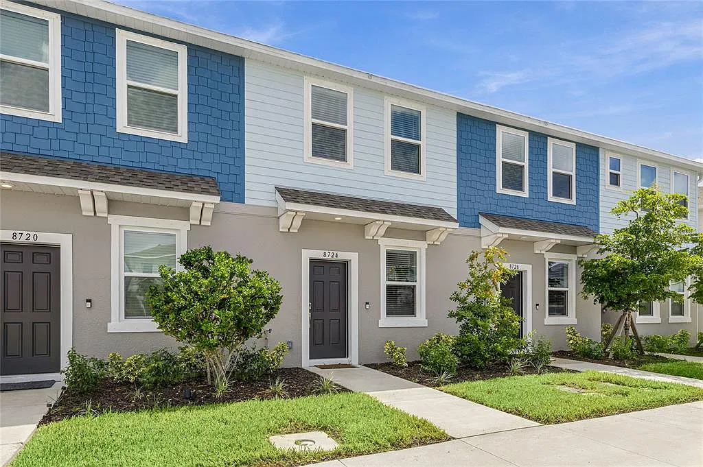 2 bed, 2.5 bath, 1187 sqft, $5,800 — Photo 2