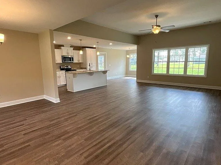 330 Tallulah Bnd — Photo 4