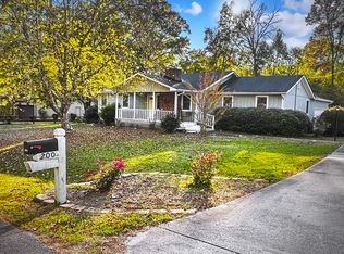 200 Summer Rd, Tunnel Hill, GA 30755