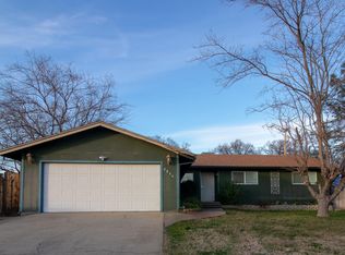 2896 Hawn Ave, Redding, CA 96002