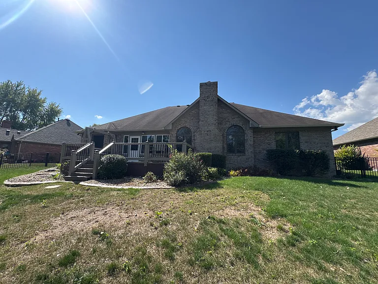 1007 New Harmony Dr — Photo 42