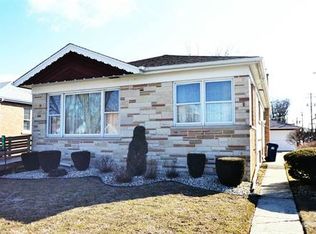 9447 S Millard Ave, Evergreen Park, IL 60805
