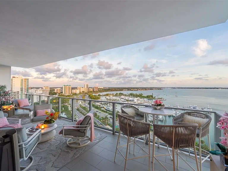 1155 N Gulfstream Ave #1607 — Photo 9
