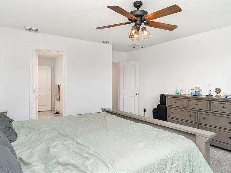 465 Waterford Dr — Photo 28
