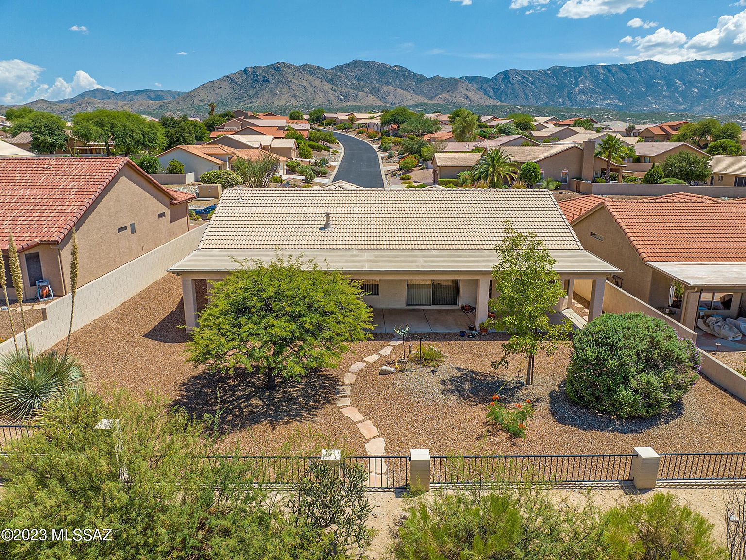 36500 S Rock Crest Dr