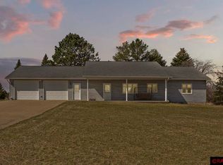 48372 Ridgetop Rd, Madison Lake, MN 56063