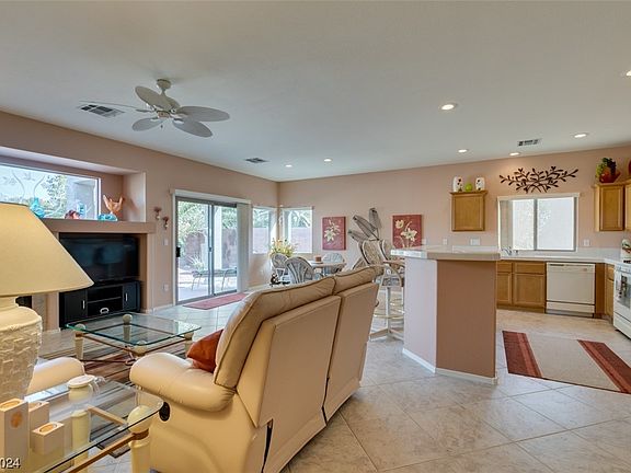5th image of 5864 Pavilion Lakes Ave